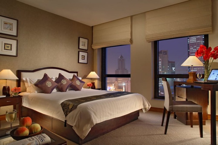 Room 4 of 71