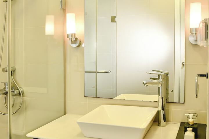 Room 40 of 54
