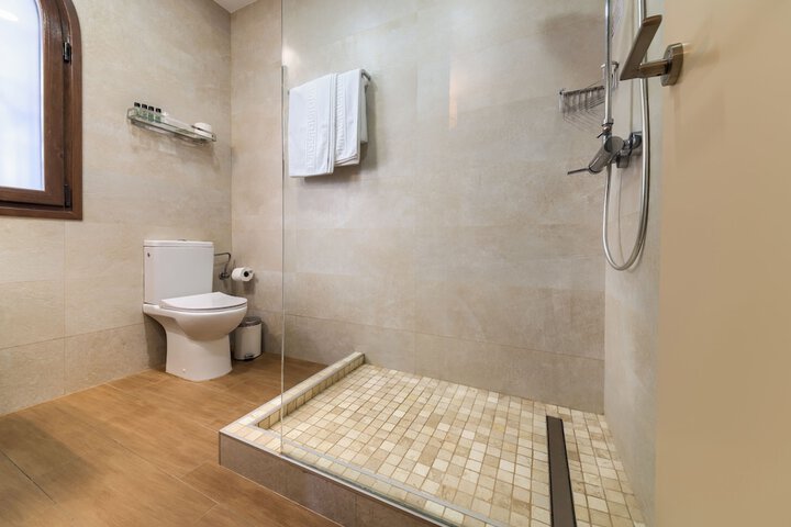 Bath Interior