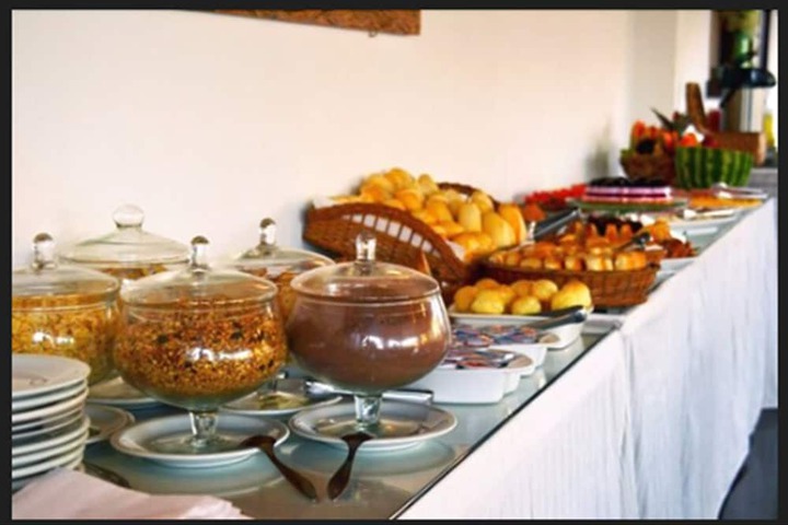 Breakfast/Coffee Service 35 of 49