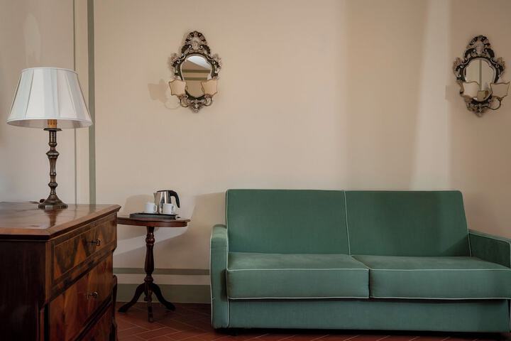 Room 61 of 150