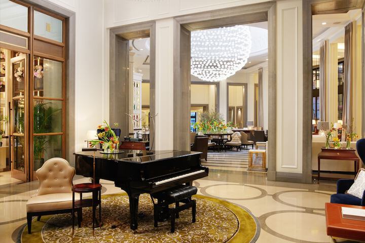 Lobby Photos