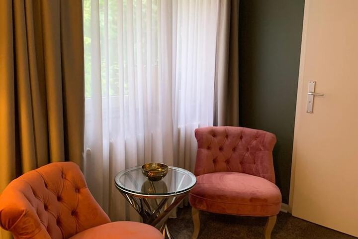 Room 29 of 48