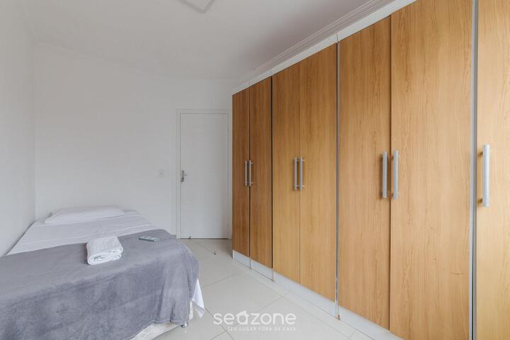 Room 3 of 10
