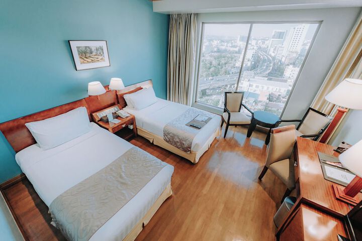 Room 19 of 70