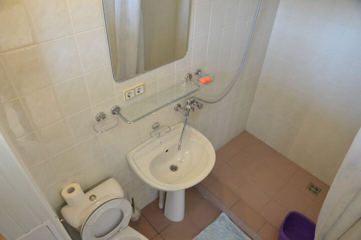 Clean Restrooms