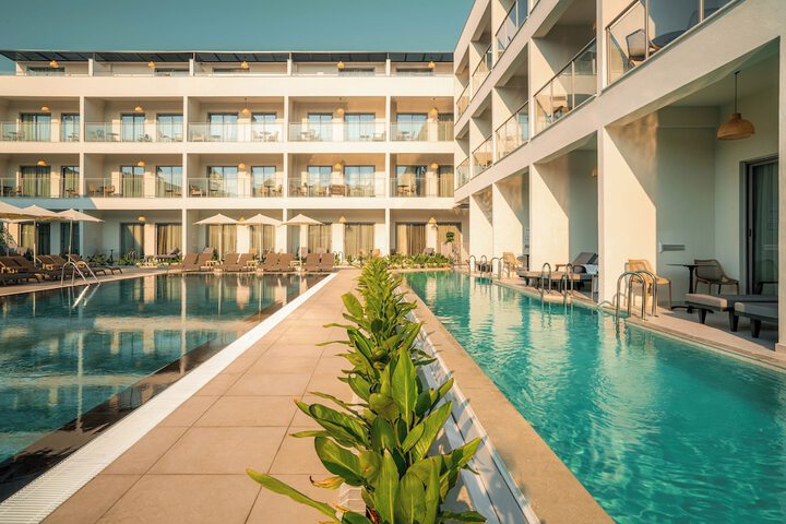 Hotel 162 of 185