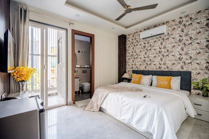 Room 18 of 29