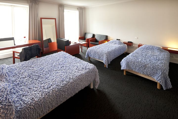 Room 10 of 59
