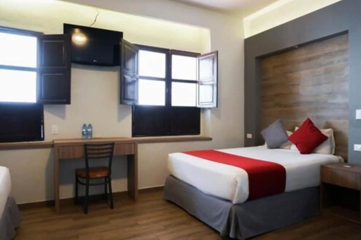 Room 12 of 132