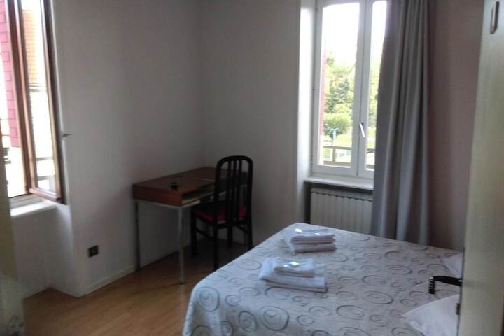 Room 5 of 19
