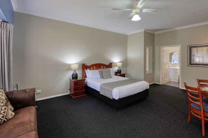 Room 7 of 52
