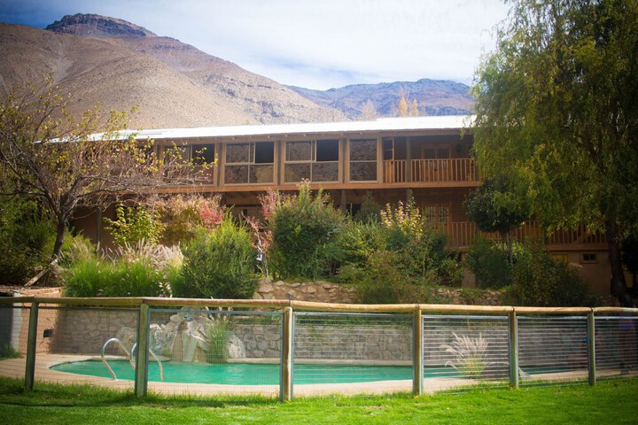 Pool 14 of 28