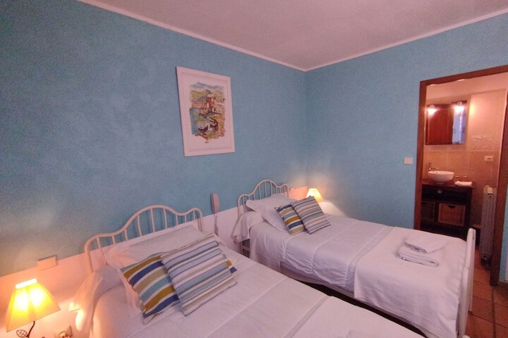 Room 29 of 73