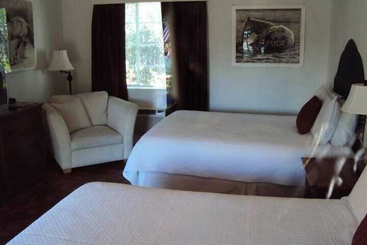 Room 16 of 38