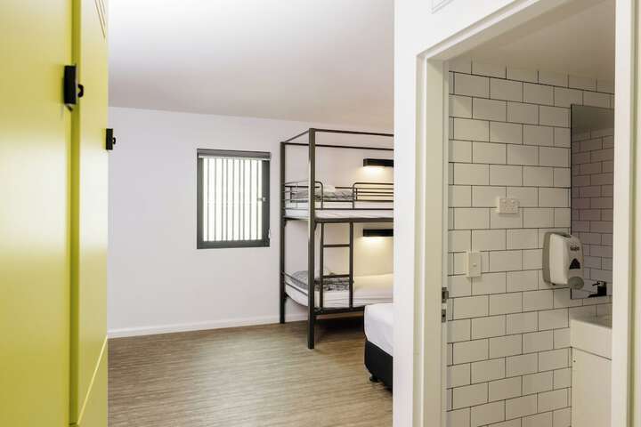 Room 35 of 61