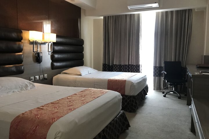 Room 37 of 139
