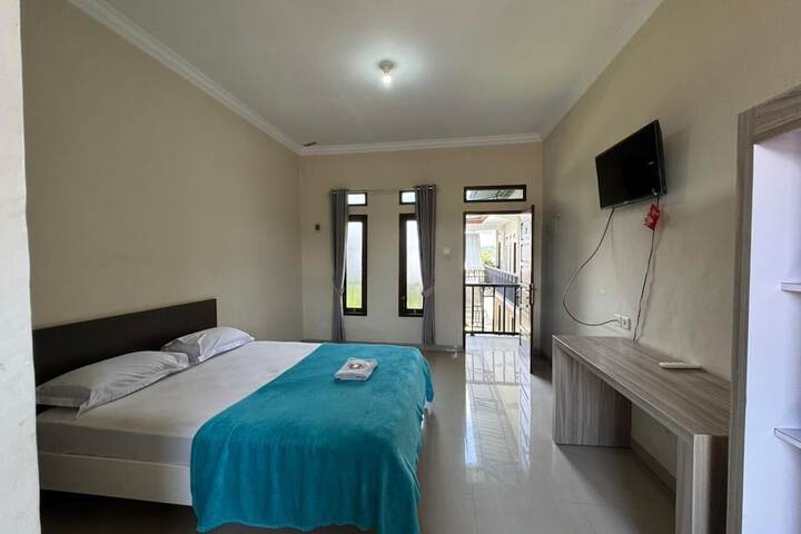 Room 2 of 17