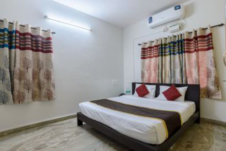 Room 9 of 31