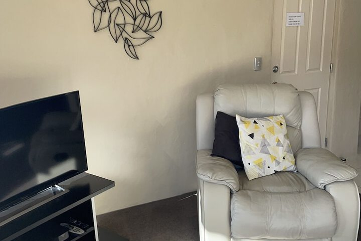 Room 9 of 36