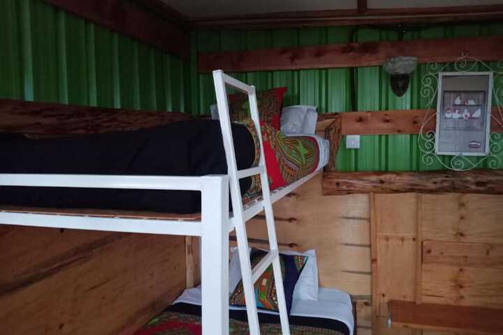 Room 18 of 25