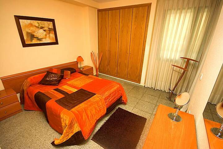 Room 6 of 36