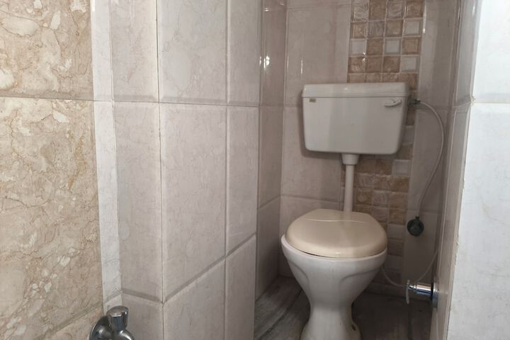 Room 6 of 6