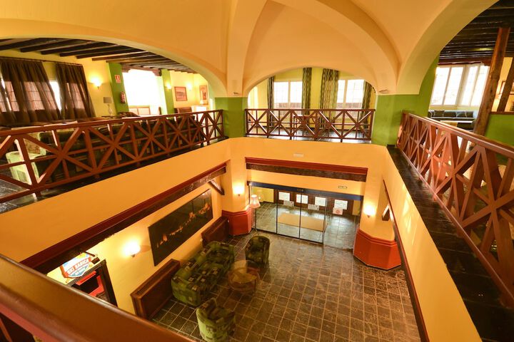 Hotel Lobby