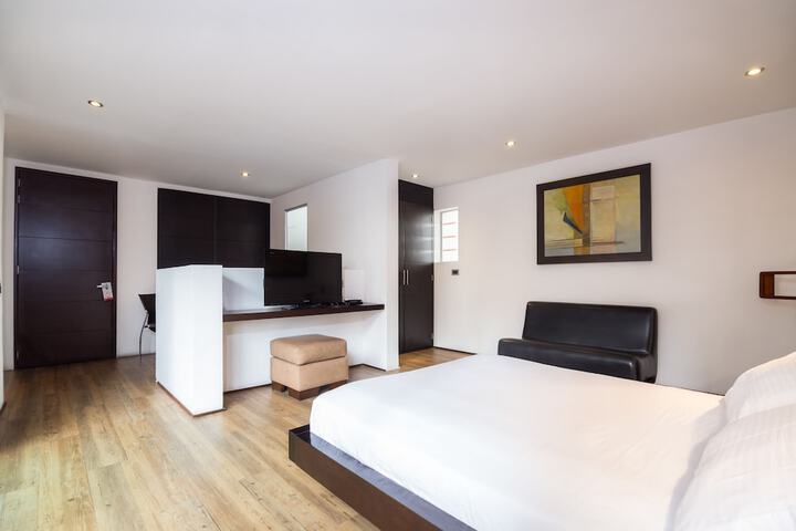 Room 14 of 33