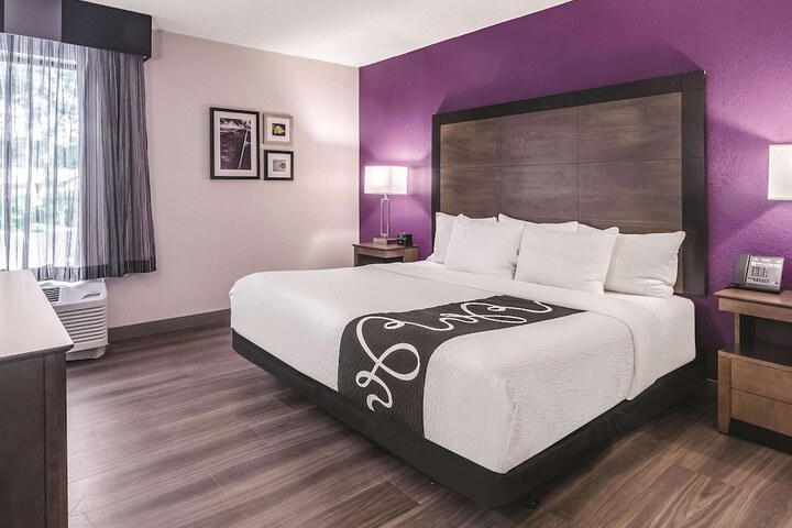 Room 31 of 53
