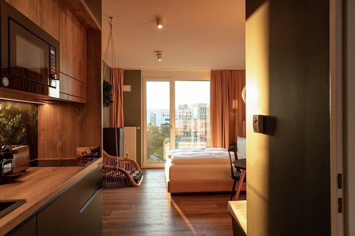 Room 15 of 50