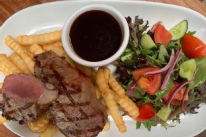 Dining 68 of 192