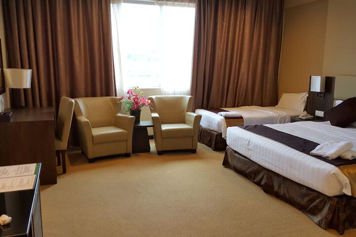 Room 7 of 44