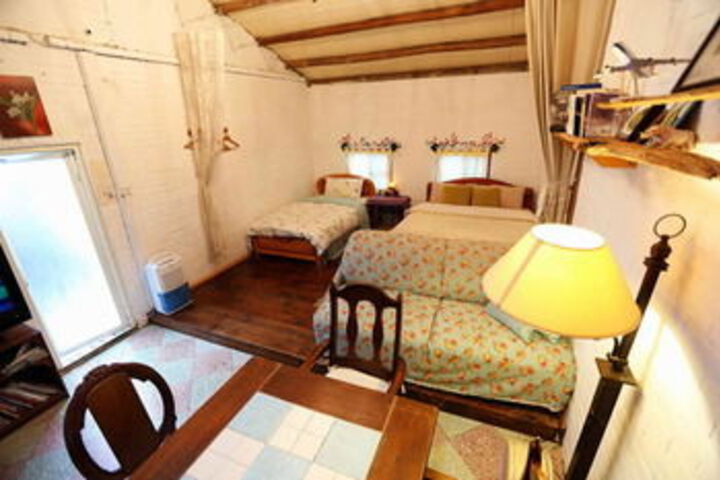 Room 15 of 32