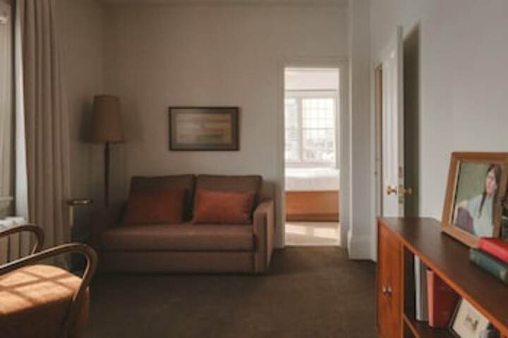 Room 37 of 72