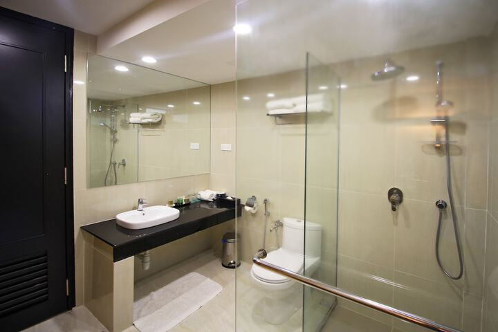 Room 15 of 75