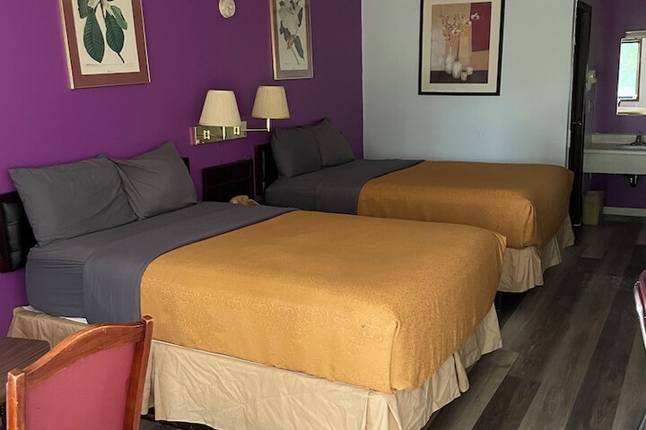 Room 50 of 91