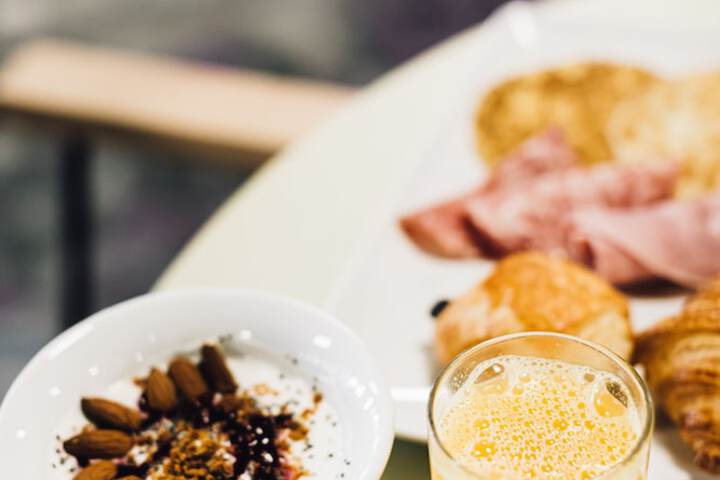 Dining Photos