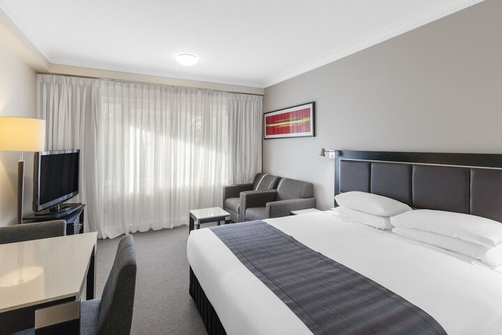 Room 7 of 22