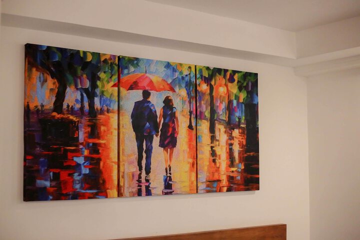 Room 6 of 24