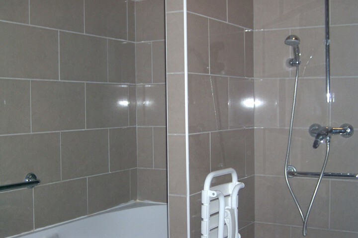 Room 13 of 25