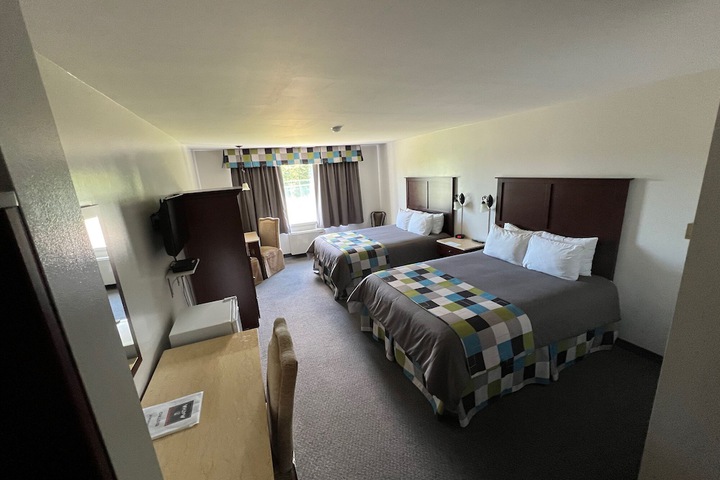 Standard Double Room (3 of 5)