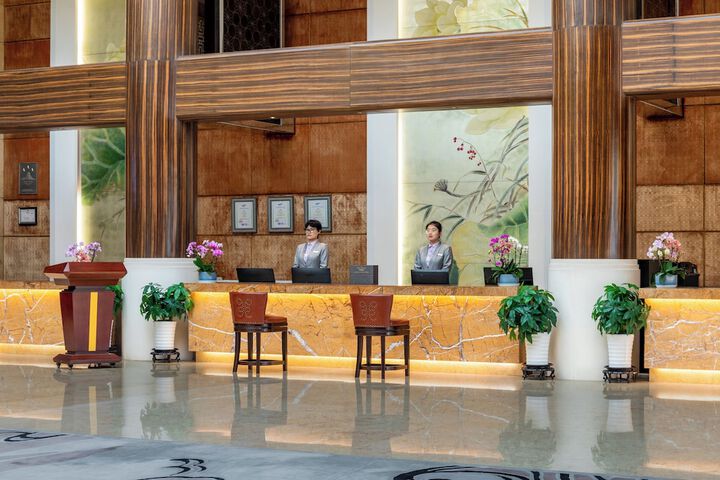 Hotel Interior 4 of 34