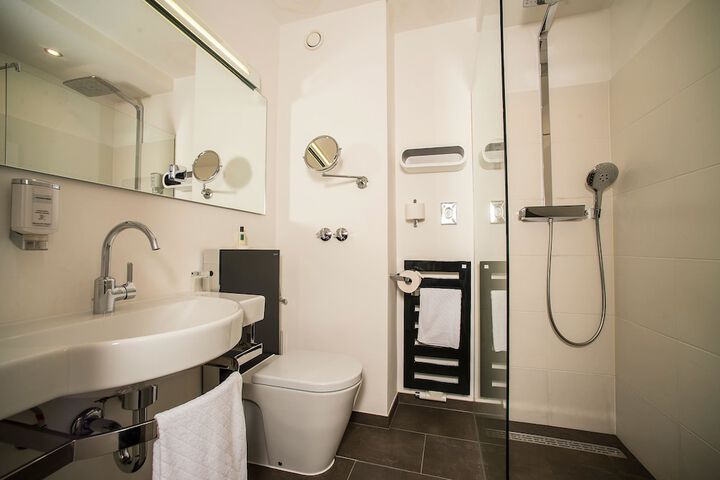 Bath Photo