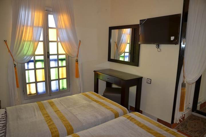 Room 7 of 37