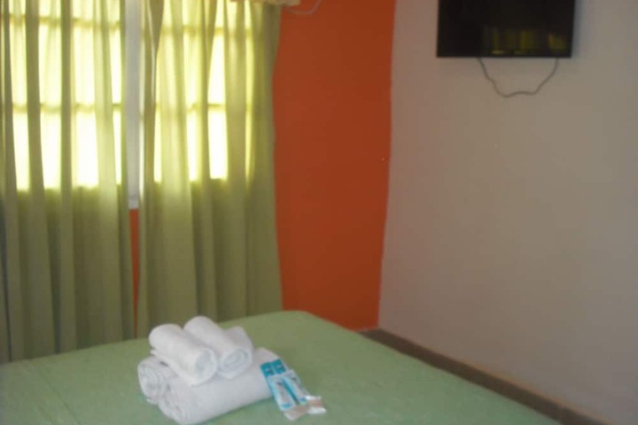 Room 6 of 34