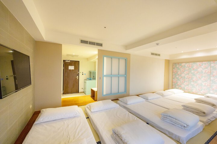Room 44 of 95