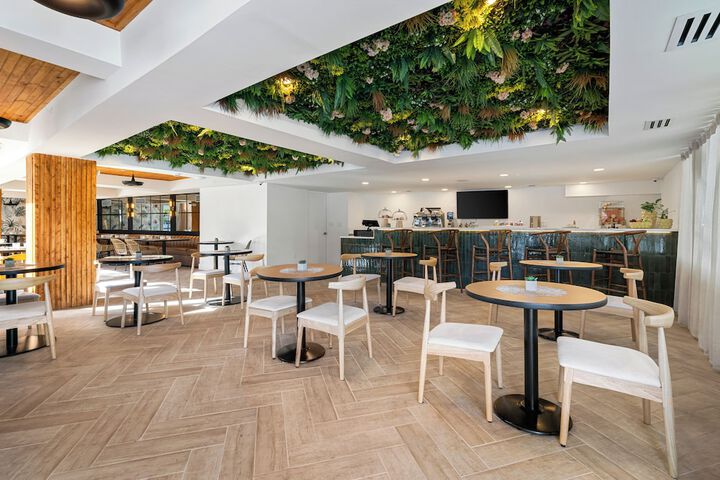 Cafe