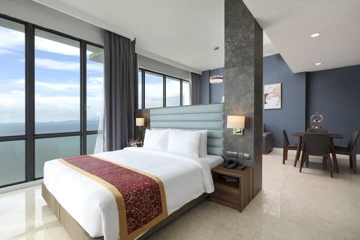 Room 10 of 56