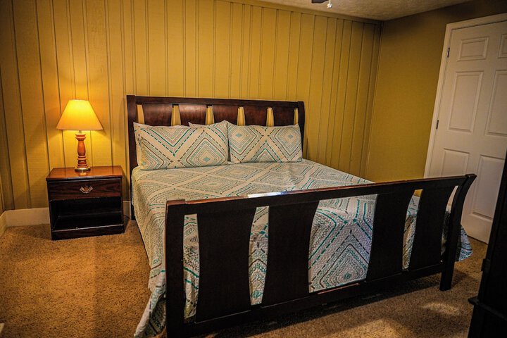 Room 54 of 232
